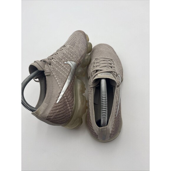 Nike Womens Air Vapormax Flyknit 849557-202 Gray Lace Up Sneaker Shoes Size 7 - Picture 7 of 8